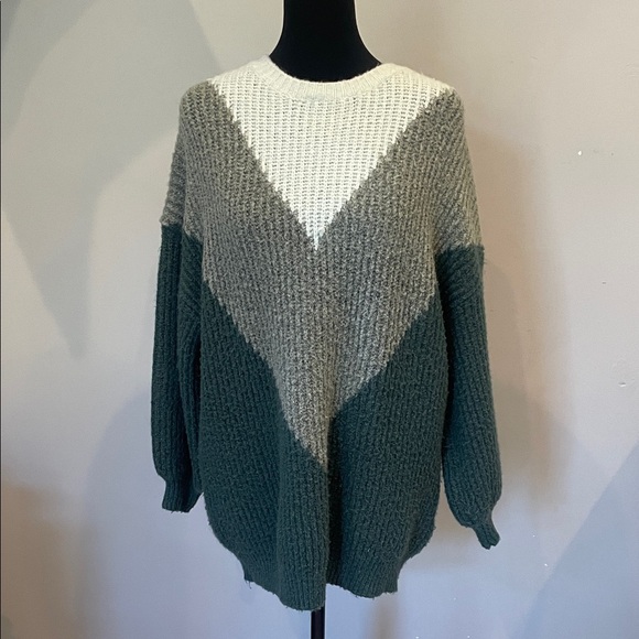 Colorblock Knit Sweater - Greens oversized small - Picture 1 of 1
